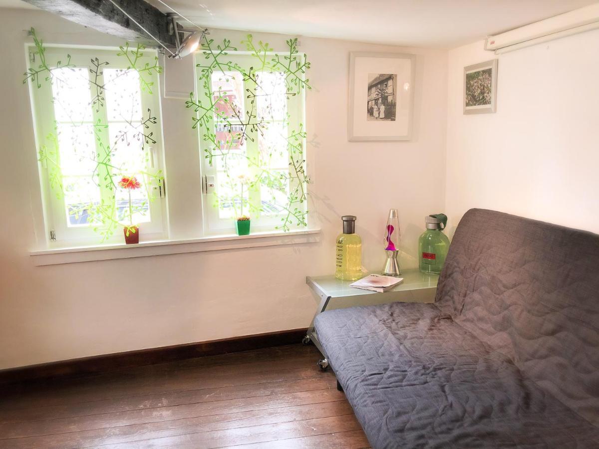 Hexenhaeuschen Dreieichenhain Exteriör bild